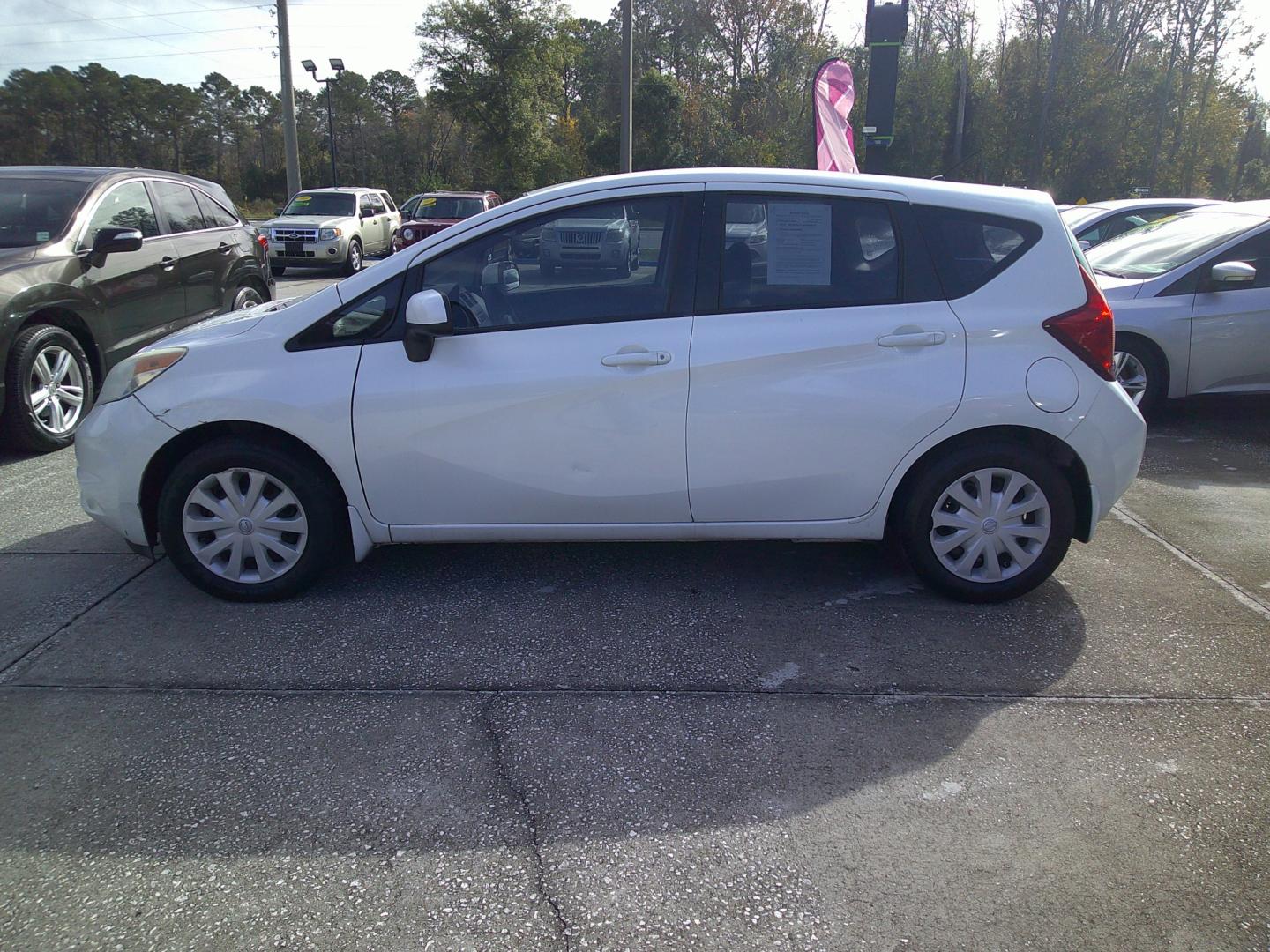 2014 WHITE NISSAN VERSA NOTE S; SV; S (3N1CE2CPXEL) , located at 390 Hansen Avenue, Orange Park, FL, 32065, (904) 276-7933, 30.130497, -81.787529 - Photo#4